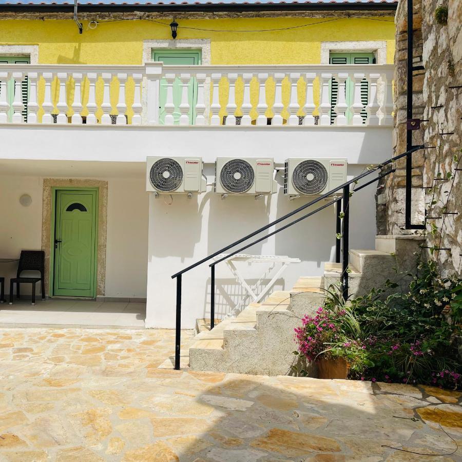 هيماري Mpolanos Guesthouse المظهر الخارجي الصورة